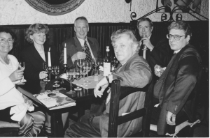 Berlino, Con Marcus Wolf, Frau G. Wolf, Roberto Giardina Corrispondente del "Resto del Carlino" Demetrio Wolvcic. In occasione della prima intervista che Marcus Wolf ha rilasciato alla stampa. Ristorante "Da Bacco" , di Manlio Mannozzi